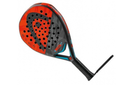 Raquettes et balles de Padel en vente au club